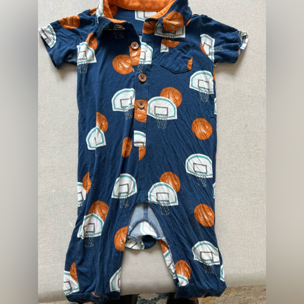 Posh Peanut short sleeve collared romper 2T